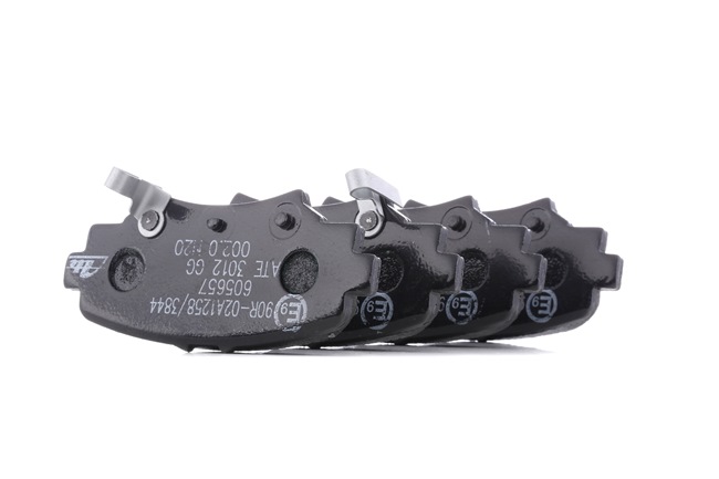 Köp billiga original Bromsbelägg 13.0460-5657.2 jämförbara med B4Y02648ZA OEM nummer på nätet