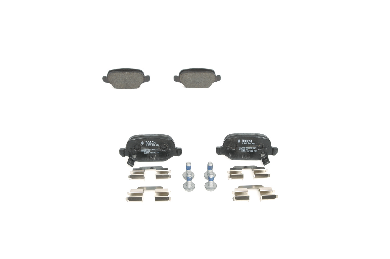 Ostke BOSCH Piduriklotsid Toode nr.: 0 986 494 935 madala hinnaga 30,50 €