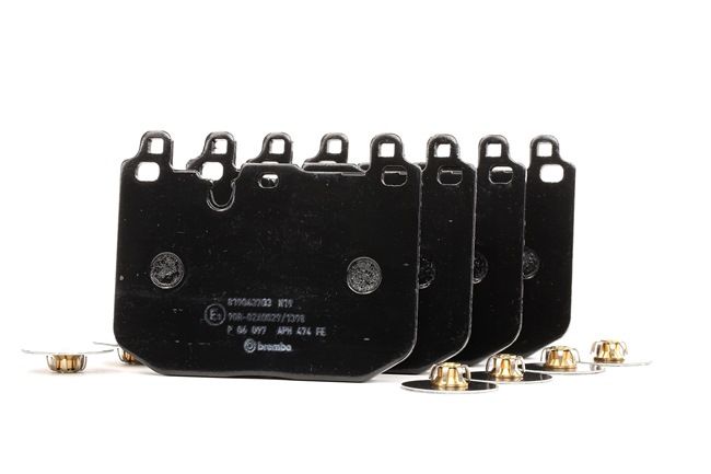 Köp billiga original Bromsbelägg P 06 097 jämförbara med 6889266 OEM nummer på nätet