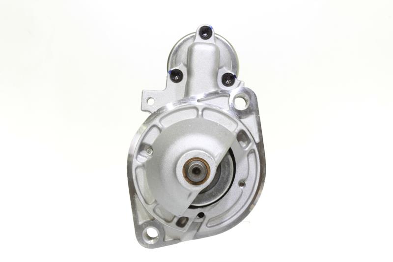Kupite poceni originalno Zaganjalnik 10439709, primerljivo z 005151340180 OEM številke, prek spleta