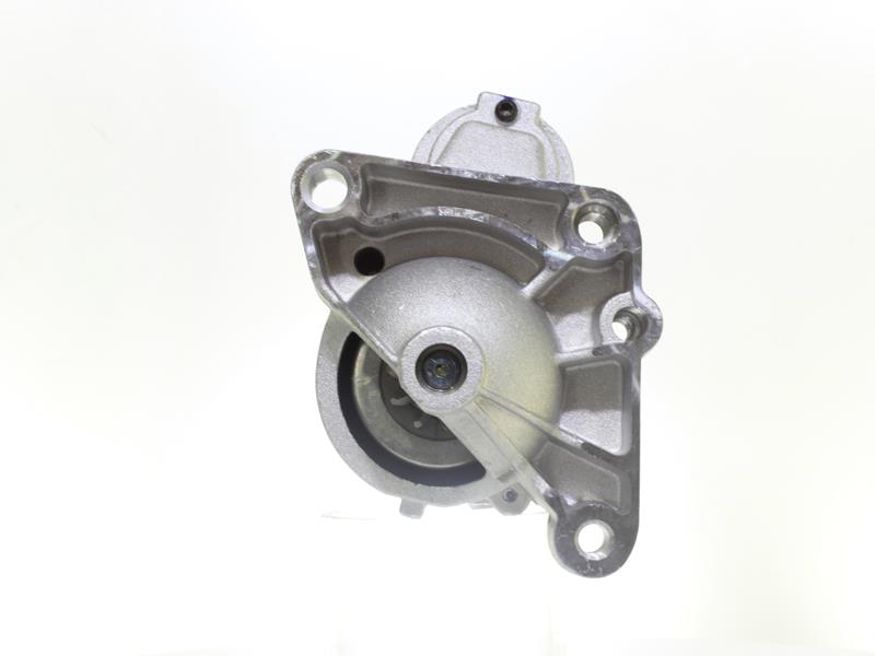 Compre Motor de arranque 10440889 original asequible comparable con números OEM online 2330000Q0C