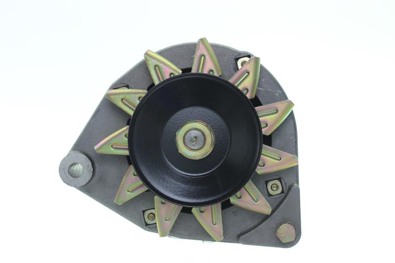 Compre Alternador 10441581 original asequible comparable con números OEM online 12311277248