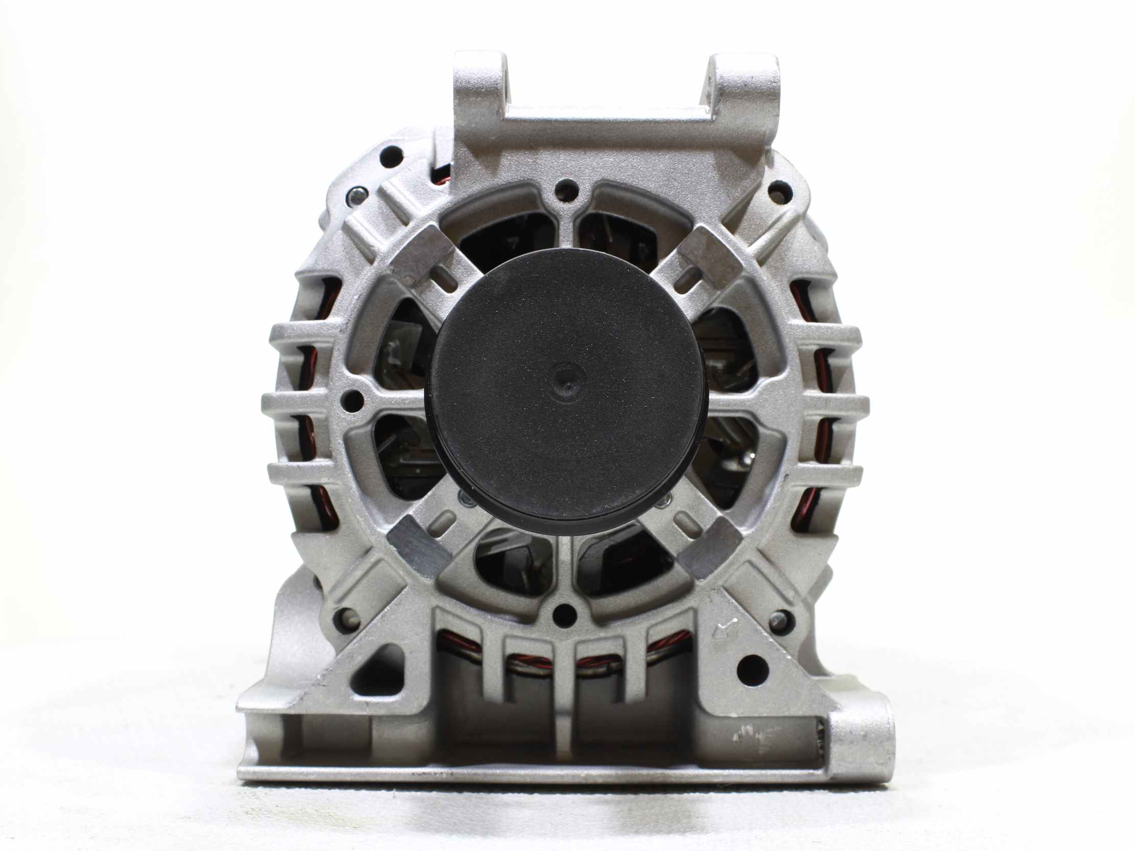 Kupite poceni originalno Alternator 10442476, primerljivo z 7701352302 OEM številke, prek spleta