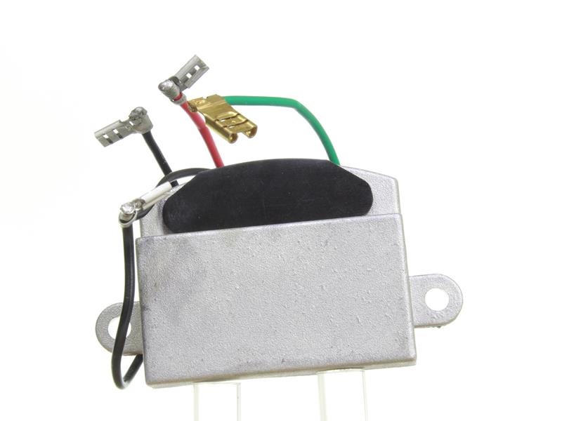 Köp billiga original Laddningsregulator 10700021 jämförbara med 700021 OEM nummer på nätet