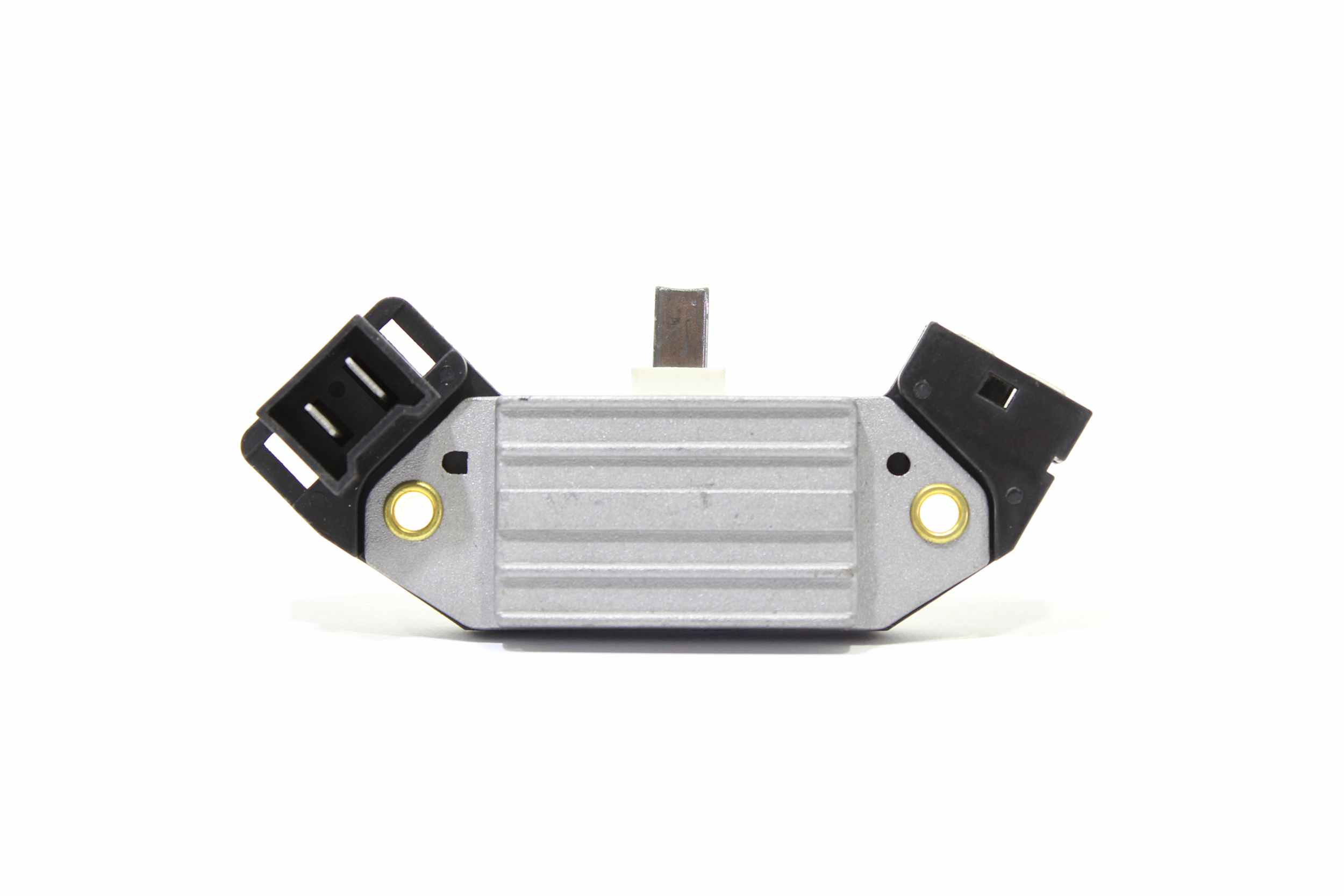 Köp billiga original Laddningsregulator 10700095 jämförbara med 700095 OEM nummer på nätet