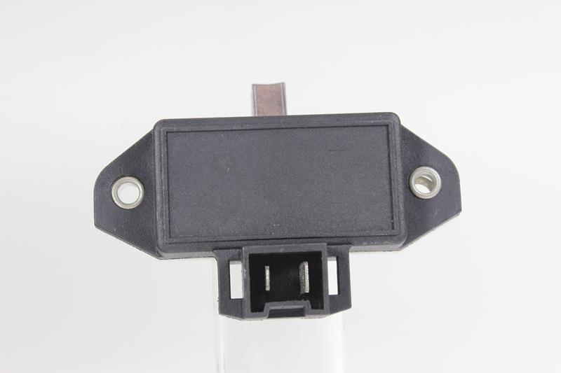 OEM Regolatore alternatore MITSUBISHI 1.8 GTi 16V 136 CV Benzina 576172 da ALANKO online ad un ottimo prezzo