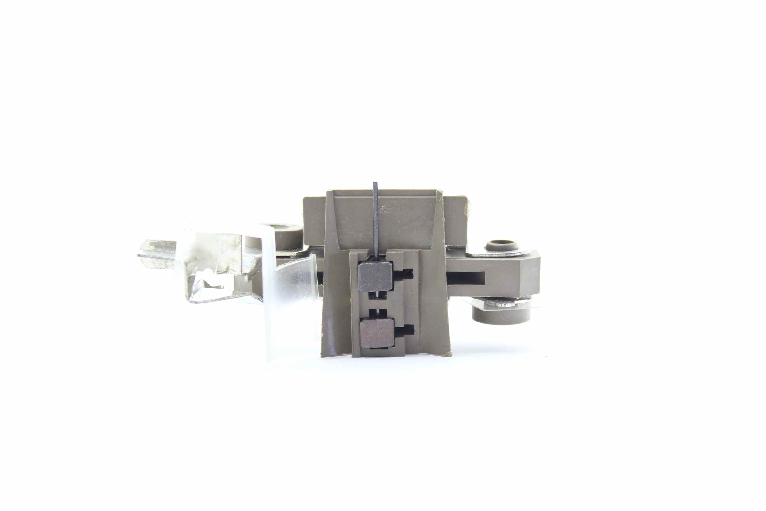 Ostke ALANKO Generaatori pingeregulaator Toode nr.: 10700332 madala hinnaga 14,19 €