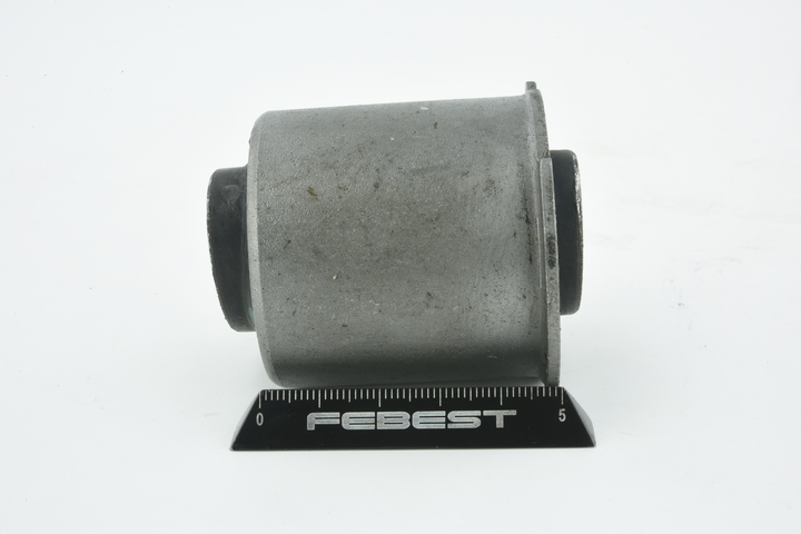 OE CADILLAC DTS 2008 Differ 89058605, 15201932, 15201933 pärit FEBEST