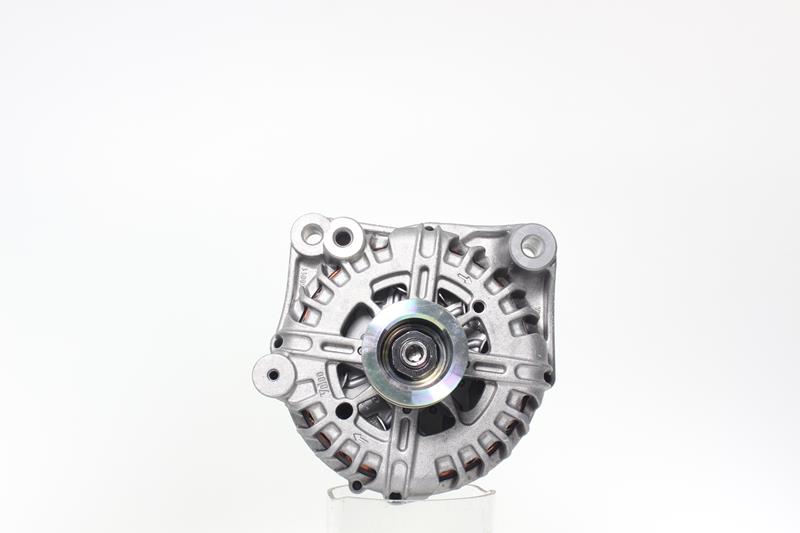 Köp billiga original Generator 10443986 jämförbara med 12317533469 OEM nummer på nätet