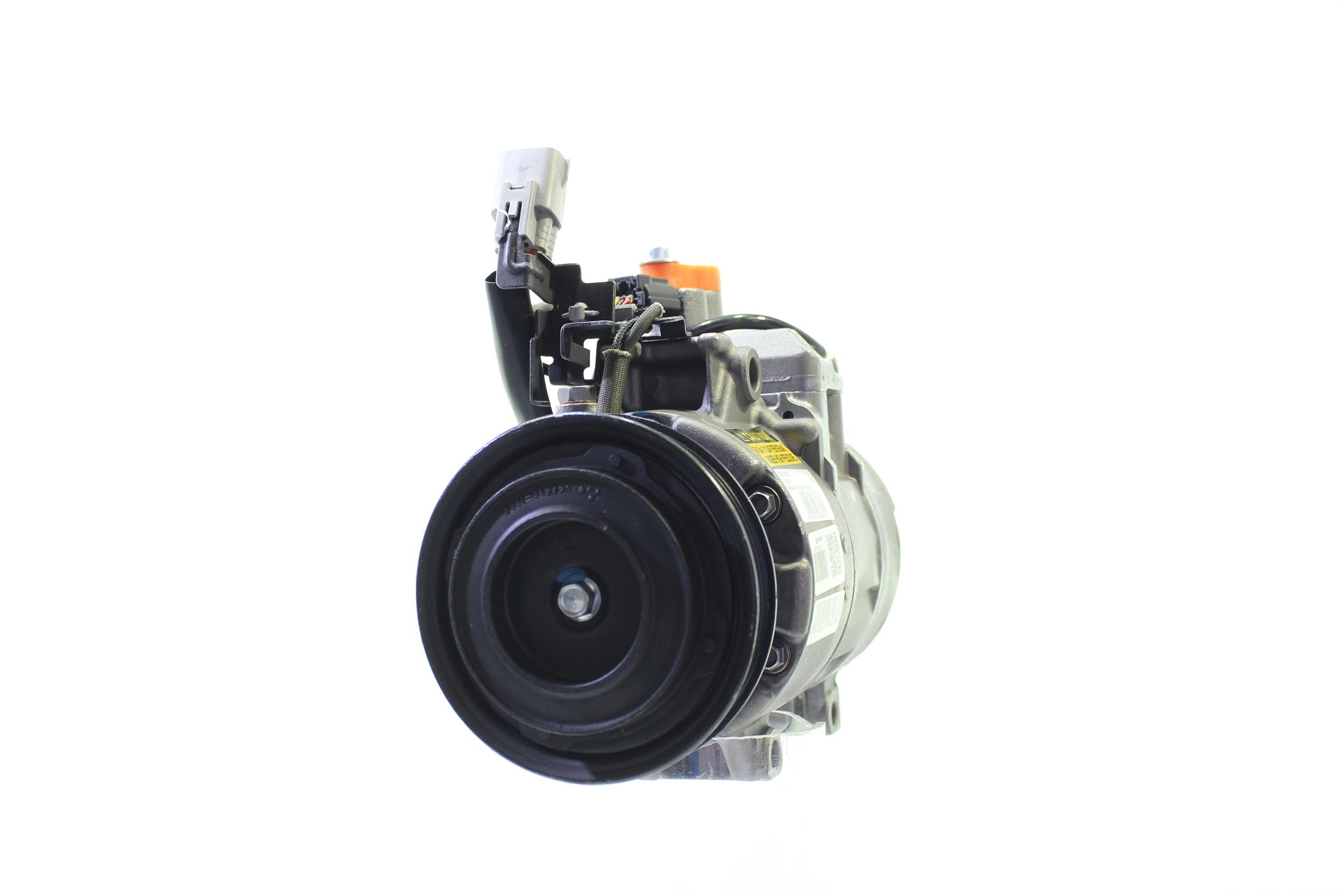 Cumpărați online Compresor AC 10551832 original/ă și la un preț mic, compatibil/ă cu nr. OEM 8831074032