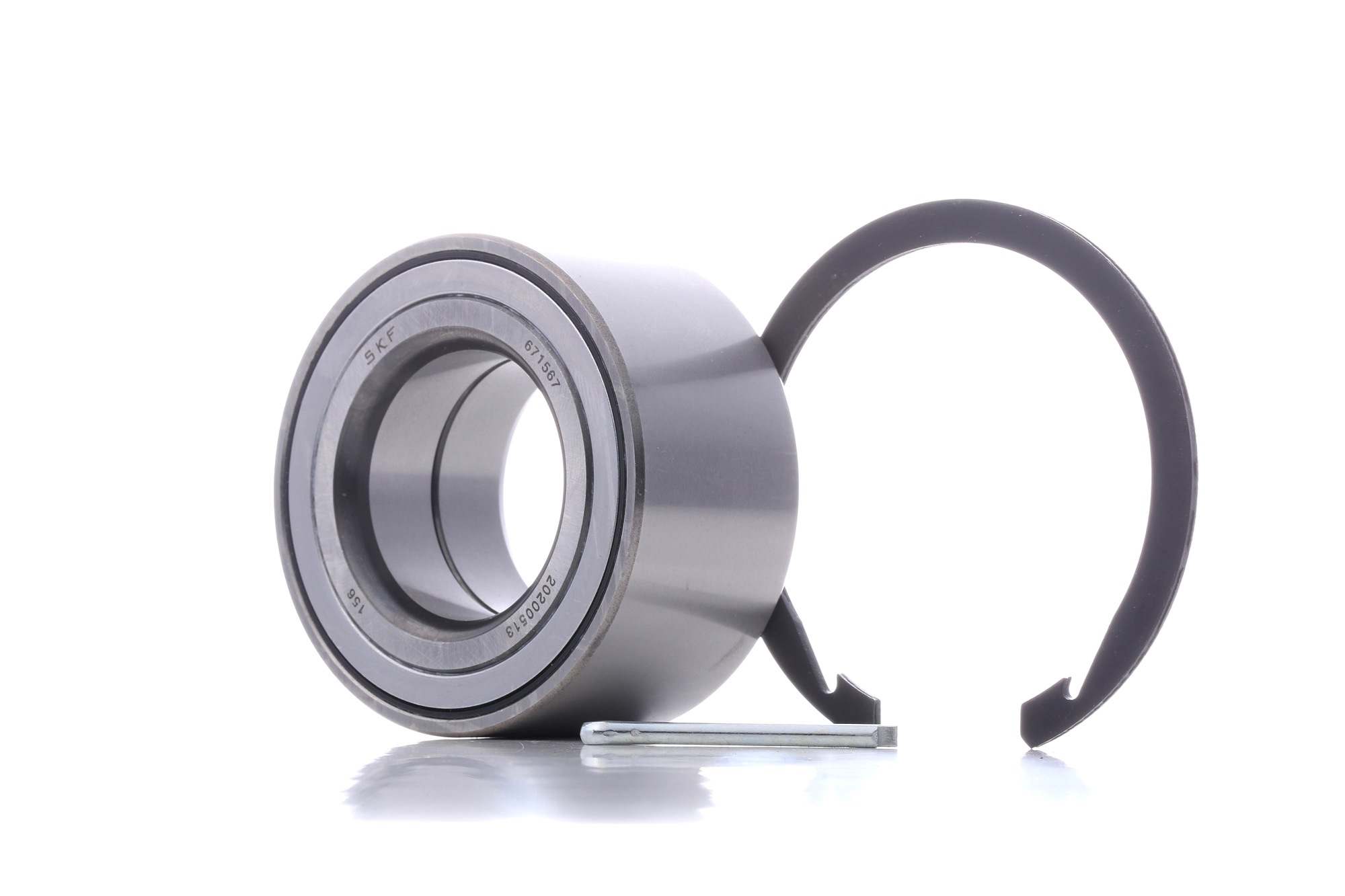 Buy SKF Wheel bearing kit Product No.: VKBA 7408 at the low price of £ 29,19