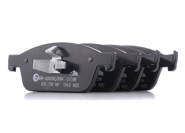 Acquista online Kit pastiglie freni 13.0470-7299.2 originale a buon mercato, comparabile con i numeri OEM KTKV6C2K021AC