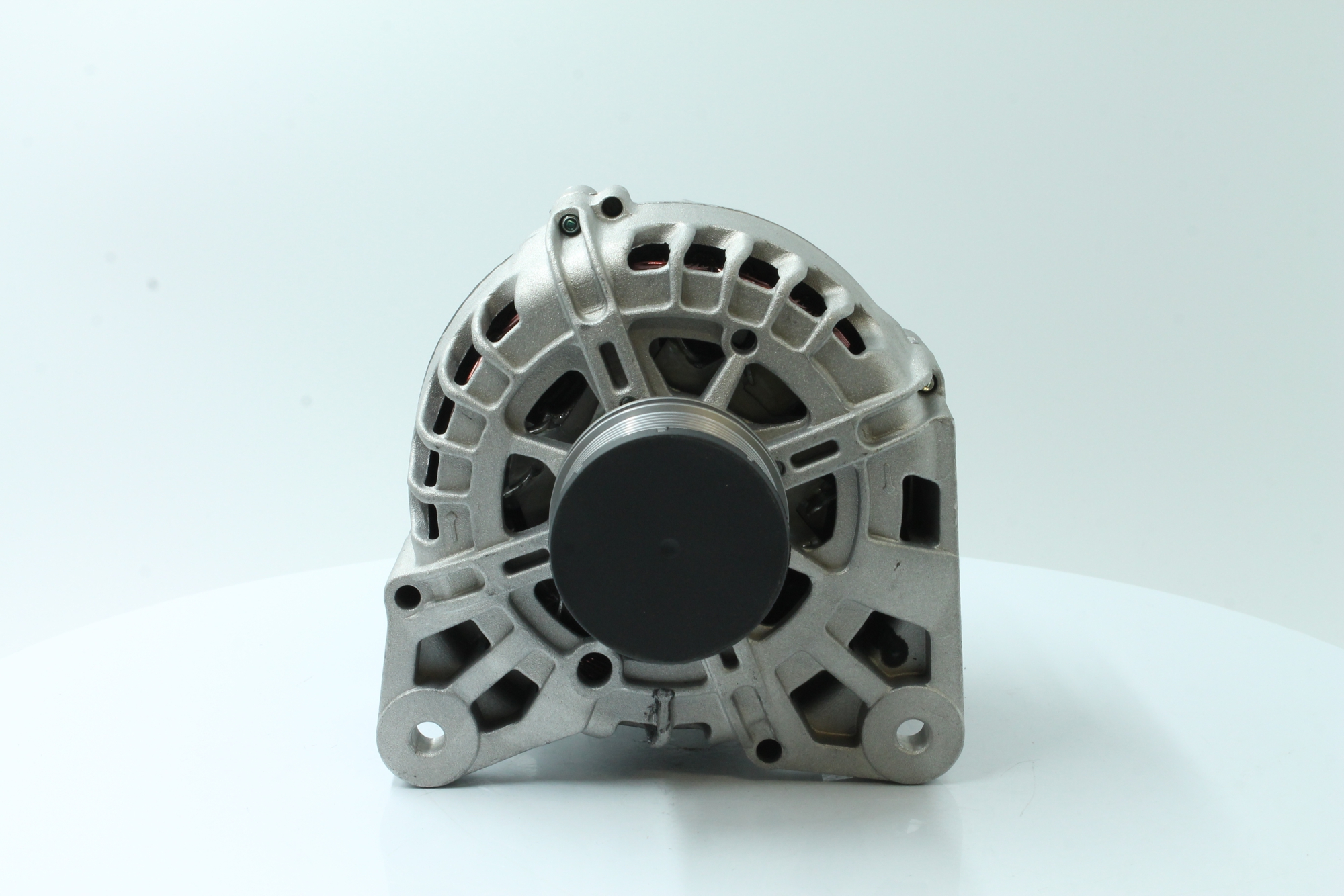 Bestel originele Dynamo / Alternator 89215843 voordelig online, te vergelijken met 231007281R OEM-nummers