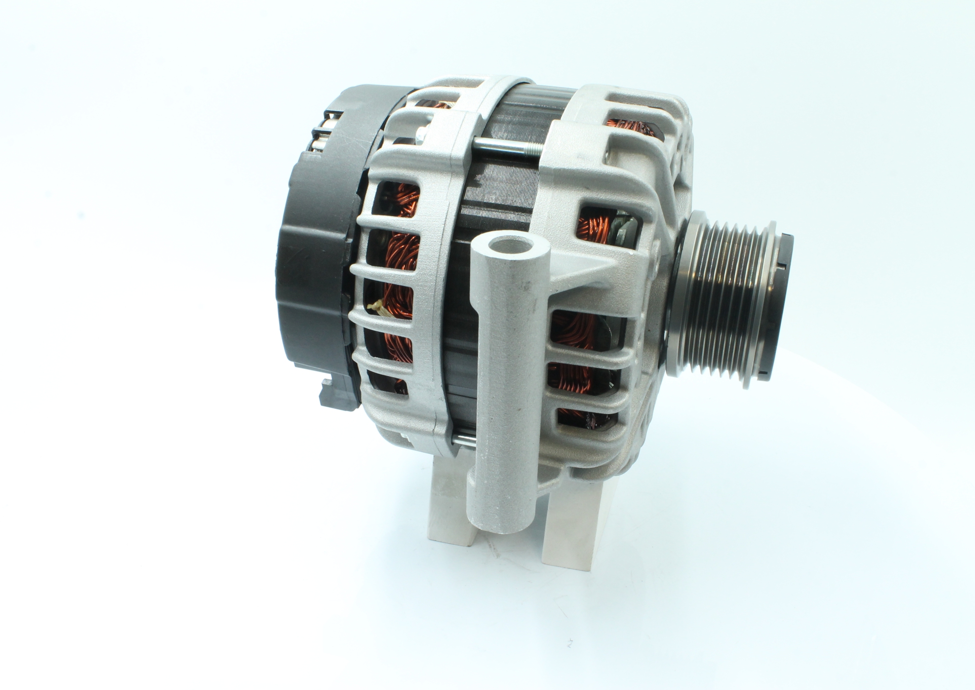 Įsigykite PowerMax Kintamosios srovės generatorius Prekės Nr.: 89215909 už žemiausią 287,35 € kainą