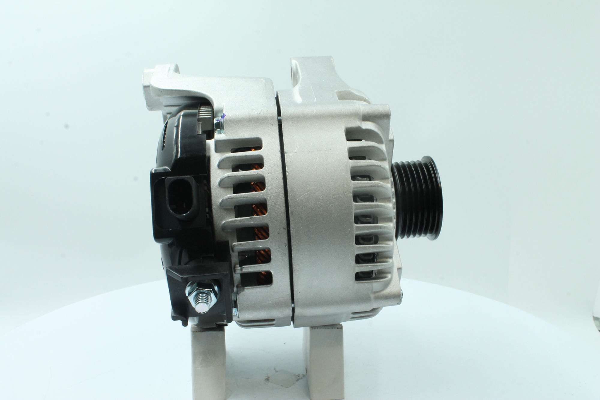 Köp billiga original Generator 89216079 jämförbara med 12317646815 OEM nummer på nätet