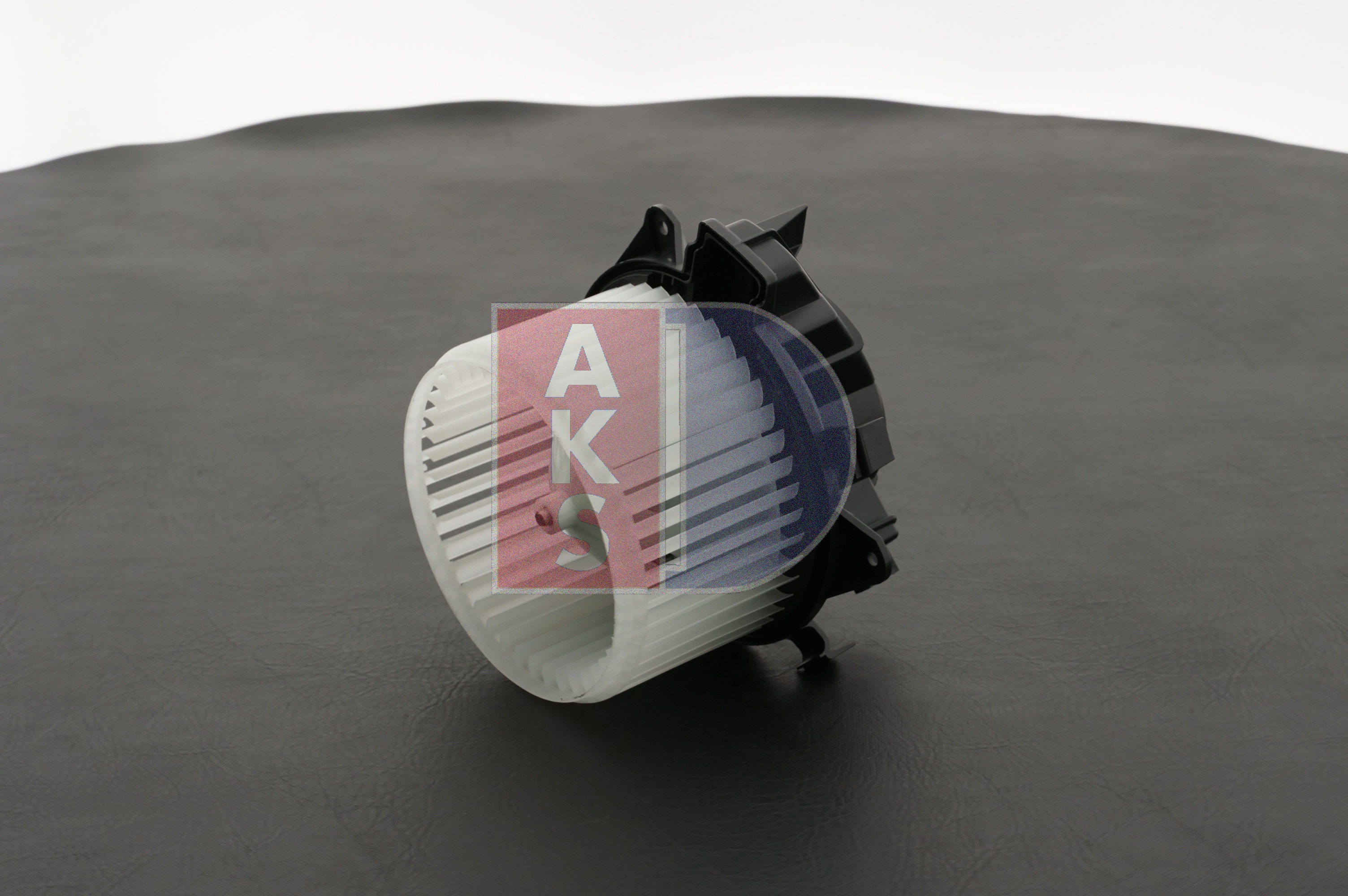 CHRYSLER Ventilators-atsevišķi komponenti ar oriģinālu kvalitāti 71736003, 77365016, 2028209142 no AKS DASIS