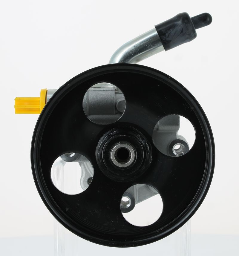 Cumpărați online Pompă de servodirecție 135111 original/ă și la un preț mic, compatibil/ă cu nr. OEM DD5932600A