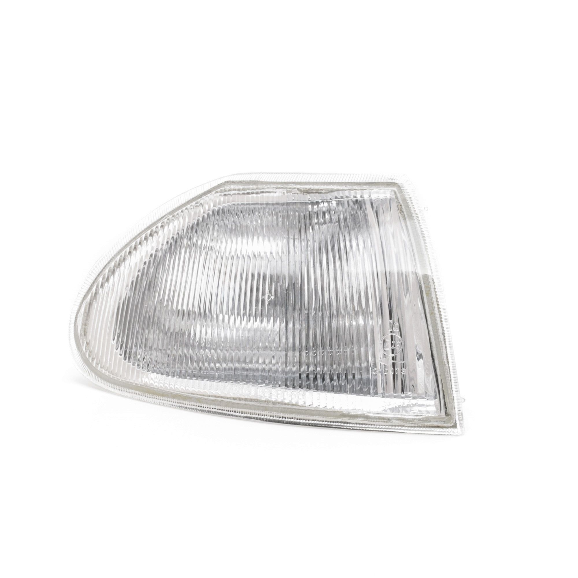 Kupite TYC Smerna utripalka Št. izdelka: 18-3168-01-2 po nizki ceni 9,45 €