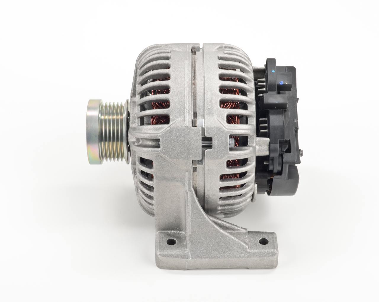 Köp BOSCH Generator Produktnummer: 0 124 625 209 till det förmånliga priset av 14575,18 kr