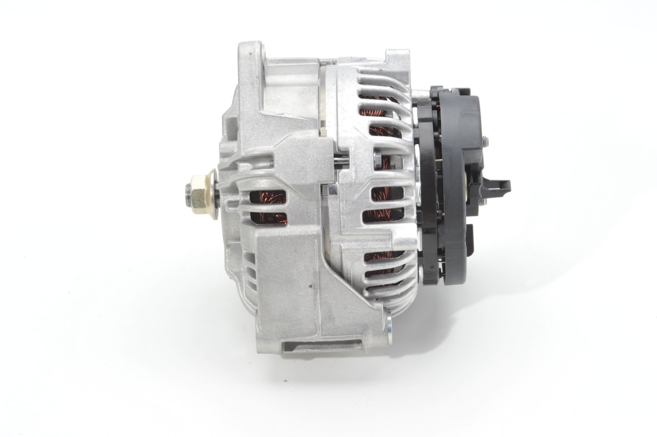 Köp BOSCH Generator Produktnummer: 1 986 A00 517 till det förmånliga priset av 6828,68 kr