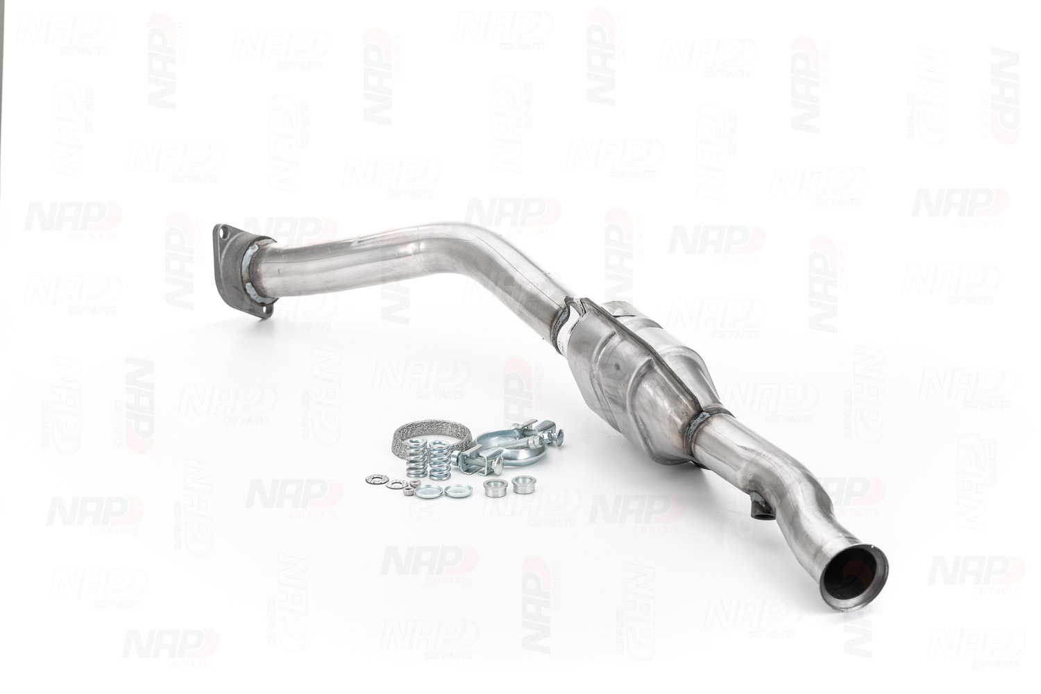 Köp NAP carparts Katalysator Produktnummer: CAK10491 till det förmånliga priset av 2470,36 kr