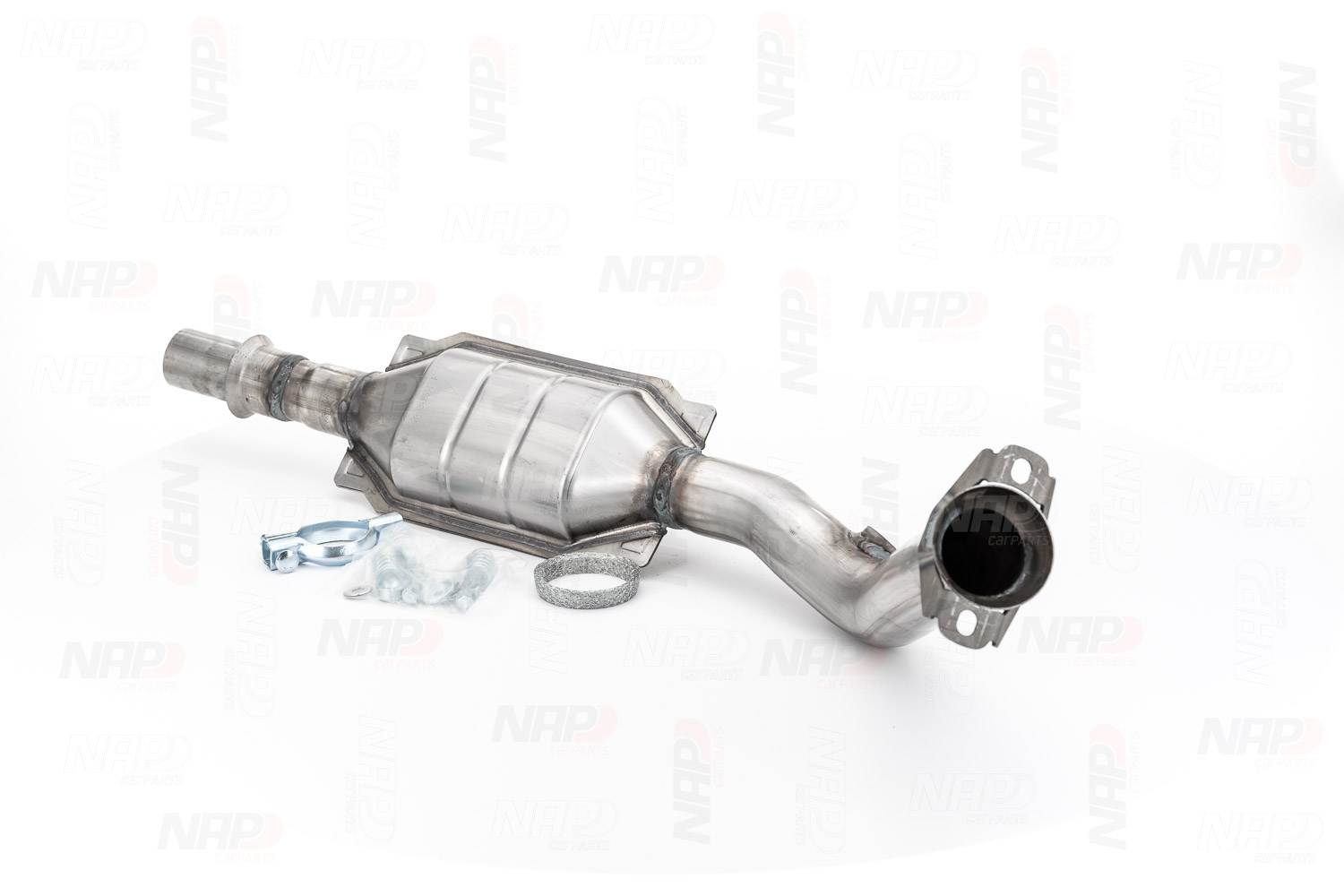 Köp NAP carparts Katalysator Produktnummer: CAK10533 till det förmånliga priset av 2558,44 kr