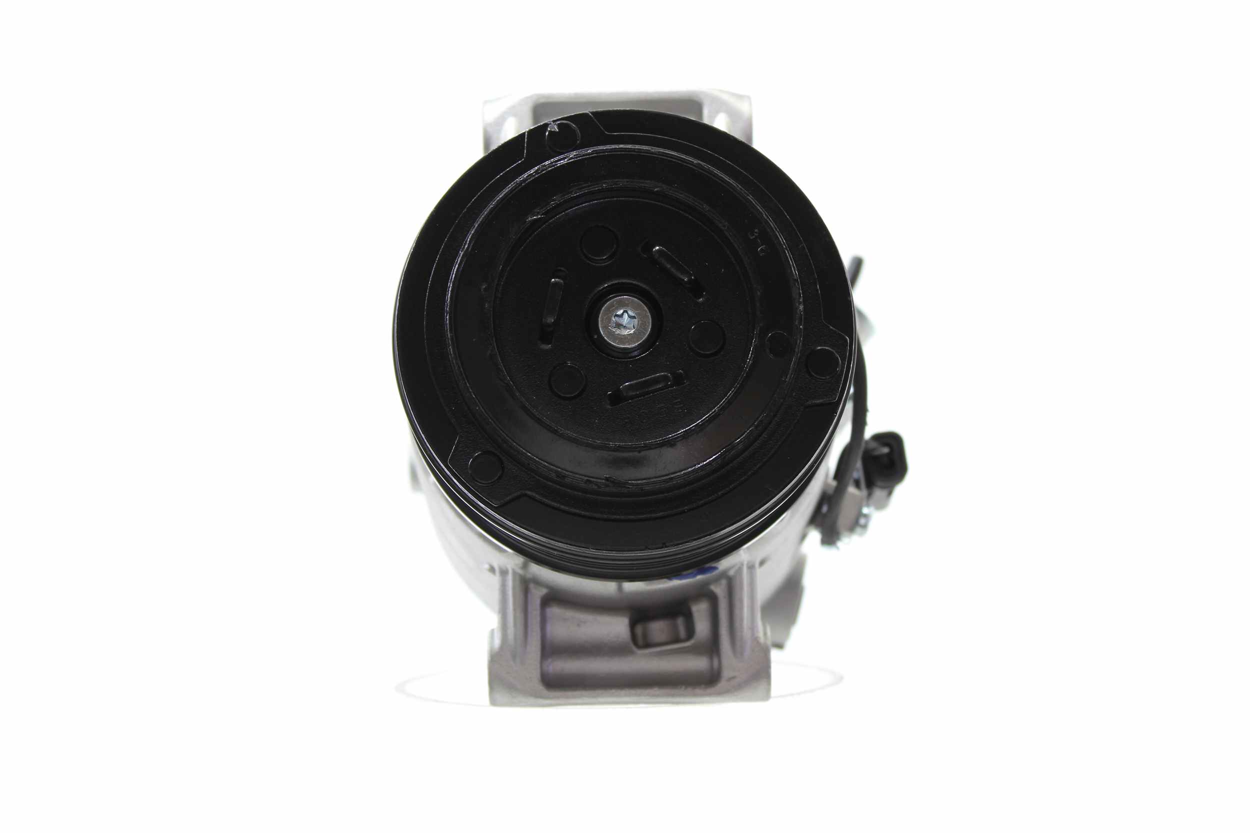 Köp billiga original AC-kompressor 10553814 jämförbara med 1618495 OEM nummer på nätet