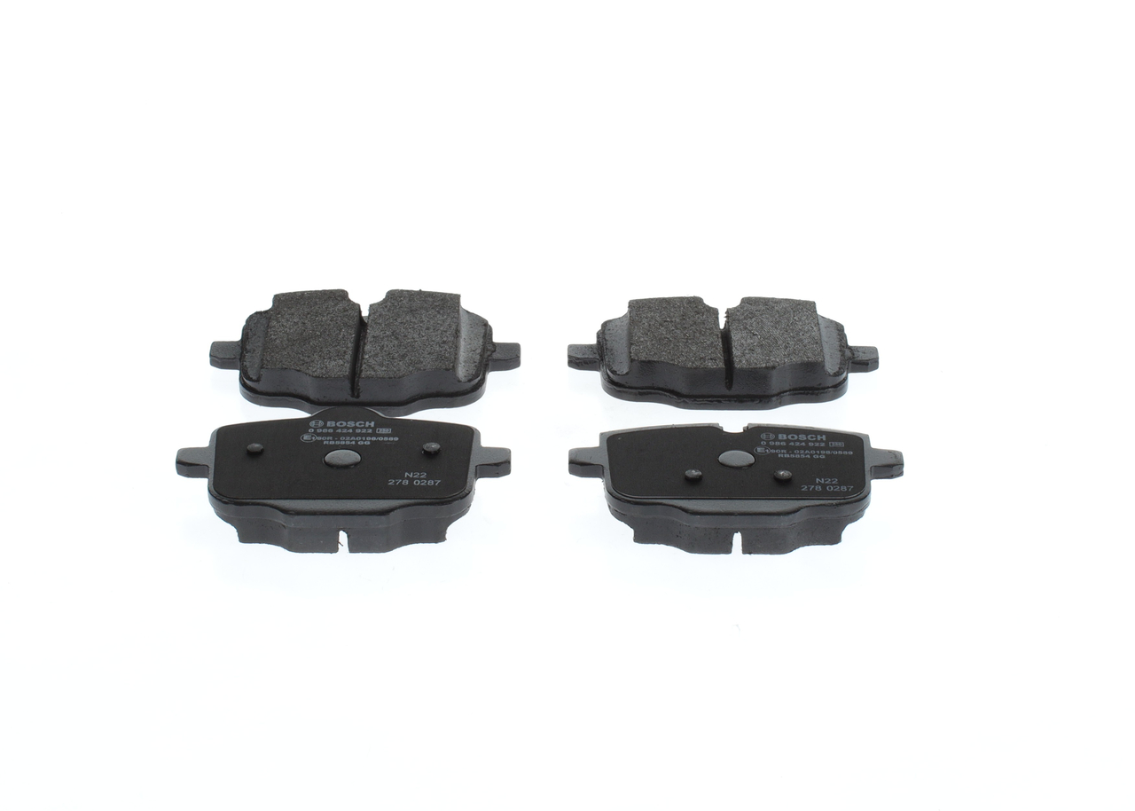 Köp billiga original Bromsbelägg 0 986 424 922 jämförbara med 34216870552 OEM nummer på nätet