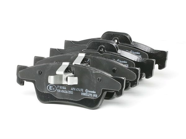 Acquista online Kit pastiglie freni P 50 064 originale a buon mercato, comparabile con i numeri OEM A0044205220