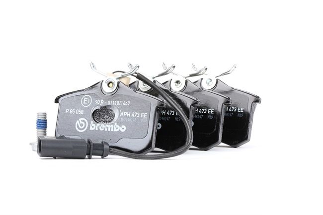 Koop online goedkoop originele Remblokken P 85 058 vergelijkbaar met 7M3698451E OEM-nummers