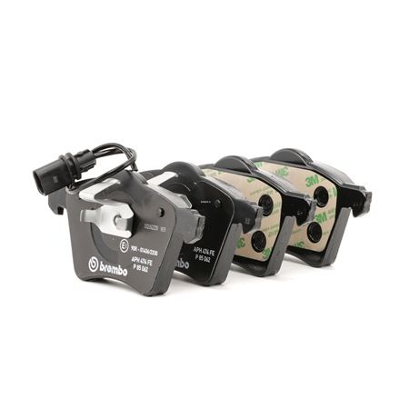 Vásároljon online olcsó, eredeti Fékbetét készlet, tárcsafék P 85 062 alkatrészt, mely összehasonlítható a JZW698302CC OEM számmal