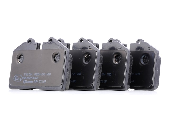 OE MASERATI MC12 2014 Disc brake pads 380200045, 70000598, 70000599 from BREMBO