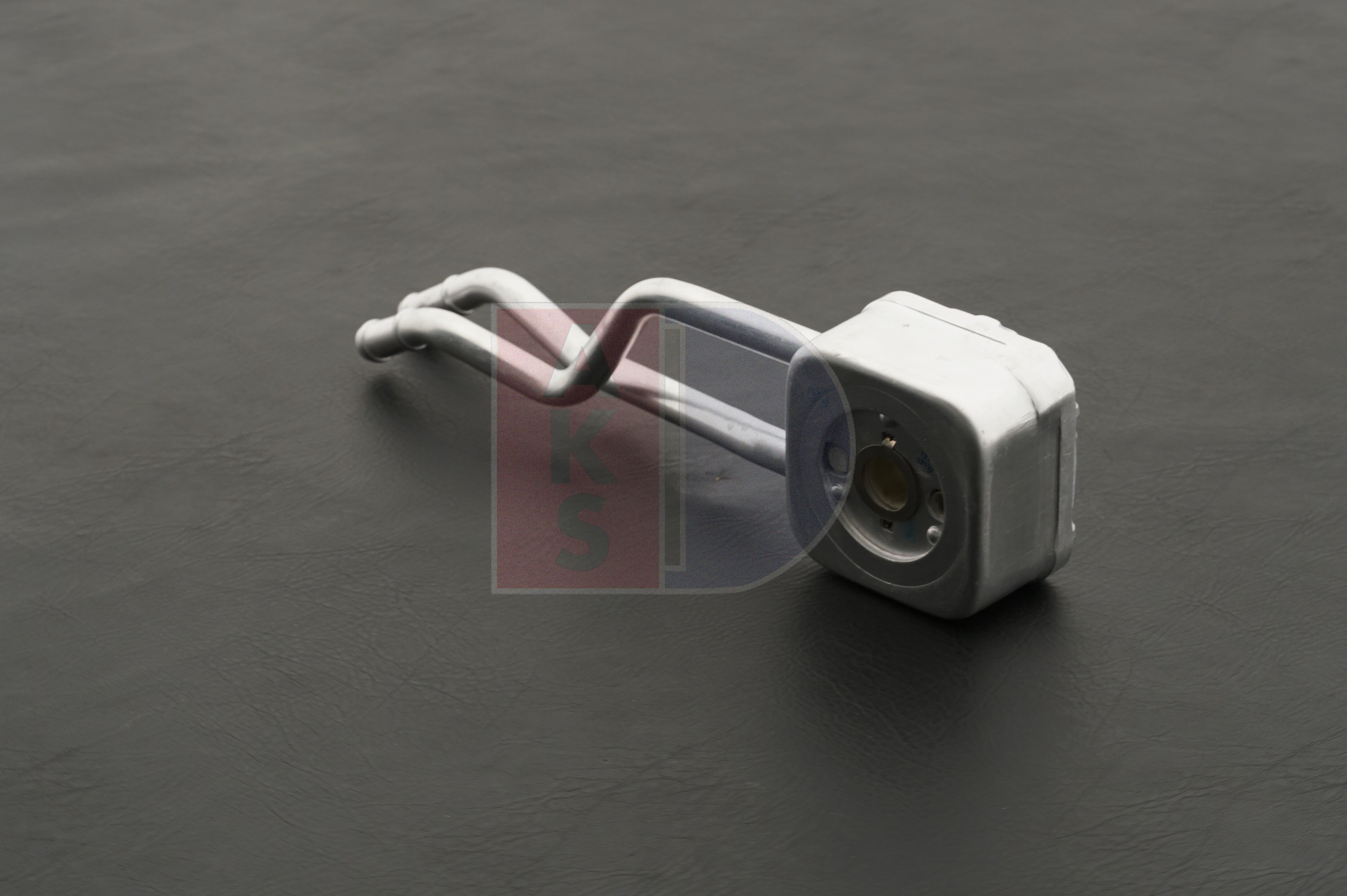 OE Răcitor ulei VW LUPO 2007 036117021G, 0271170211, 068117021B de la AKS DASIS