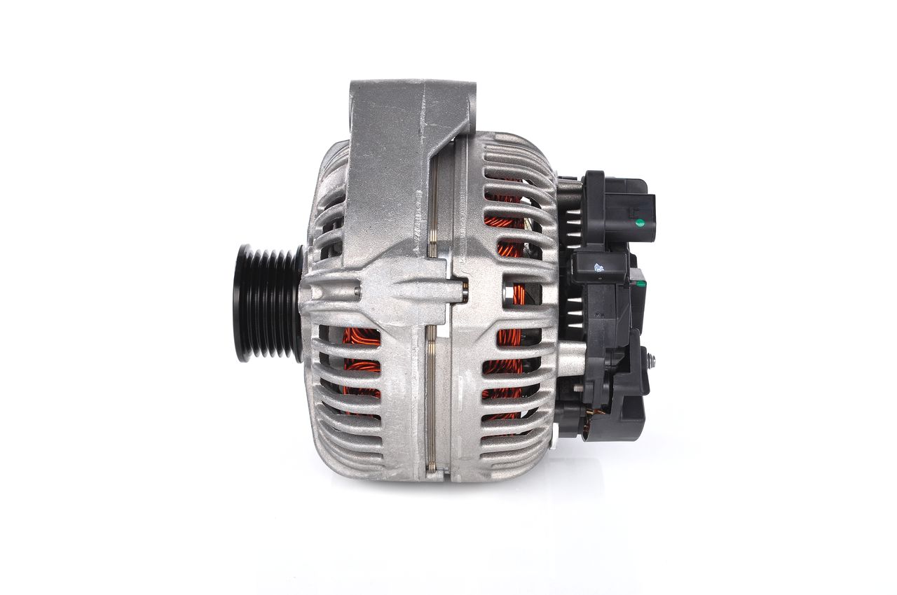 Vásároljon online olcsó, eredeti Generátor 0 124 615 072 alkatrészt, mely összehasonlítható a 313619 OEM számmal