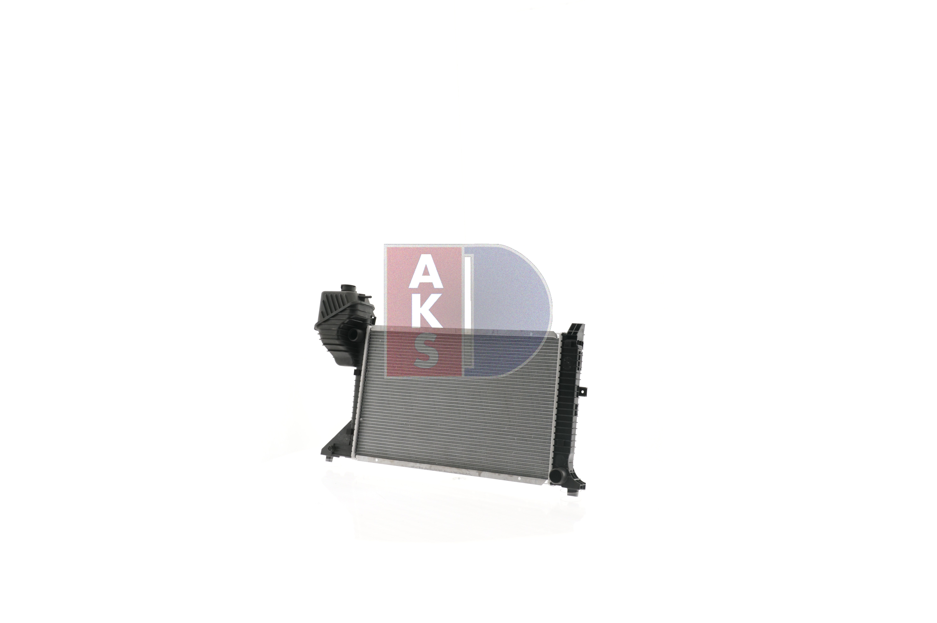 Cumpărați online Radiator, racire motor 132040N original/ă și la un preț mic, compatibil/ă cu nr. OEM A9015002400