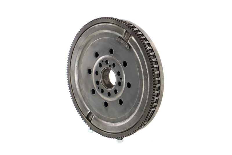 Iegādājieties lēti oriģinālo Spararats 009-001-000011R comparable with 31259327 OEM numbers online