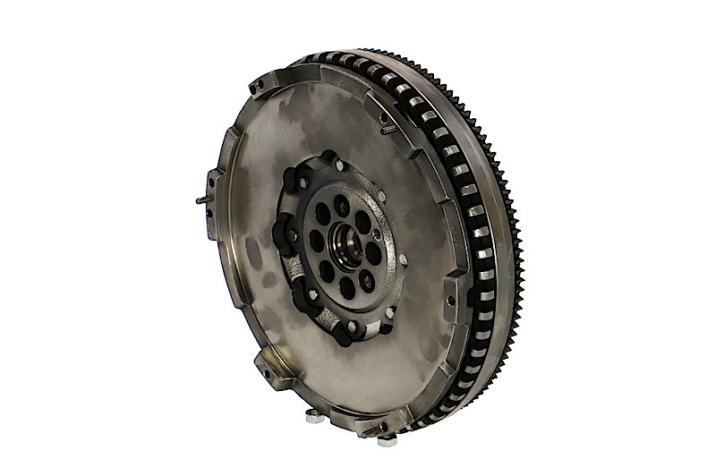 Compre Volante motor 009-001-000016R original asequible comparable con números OEM online 232004A103