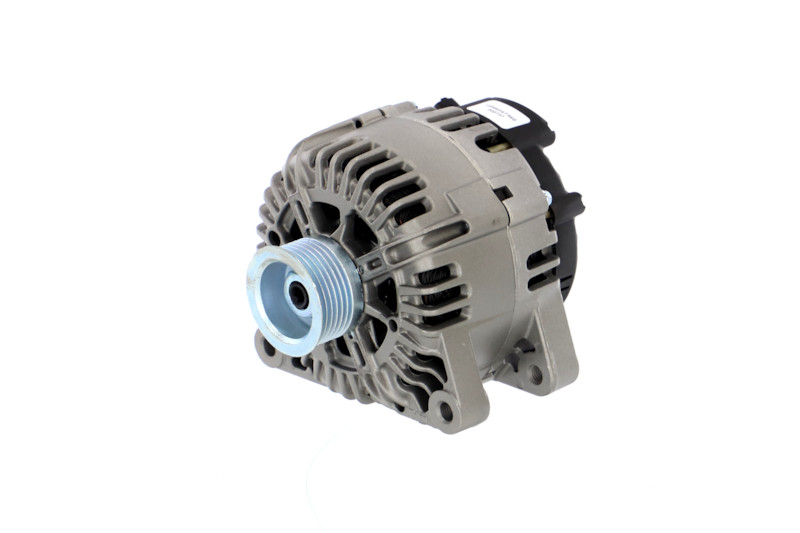 Osta edulliset alkuperäiset OEM numero 5702A6 mukaiset 011-003-000146R Laturi netistä