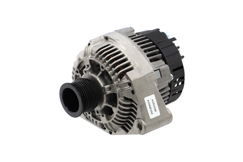 Köp REMANTE Generator Produktnummer: 011-003-000154R till det förmånliga priset av 1438,96 kr