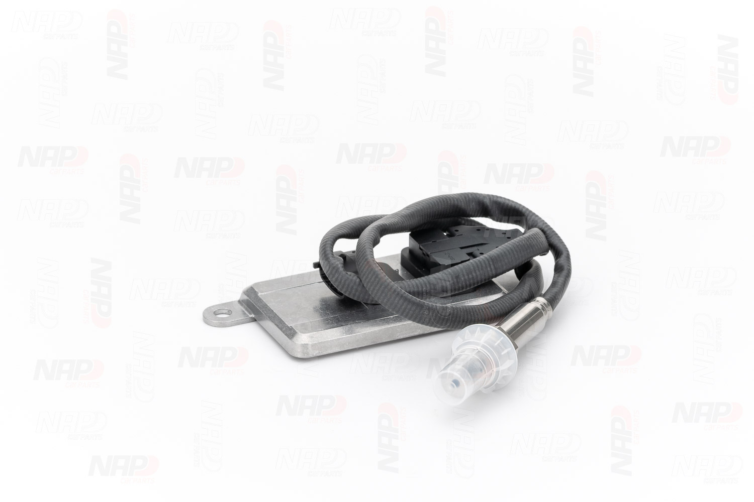 Kupite poceni originalno NOx-senzor, NOx-Katalisator CNS10026, primerljivo z 2894940 OEM številke, prek spleta