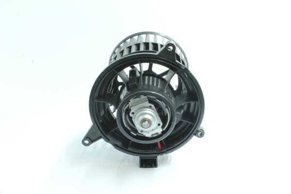 Cumpărați Ventilator, habitaclu de la PowerMax Număr produs: 7200065 la prețul de doar 381,08 lei