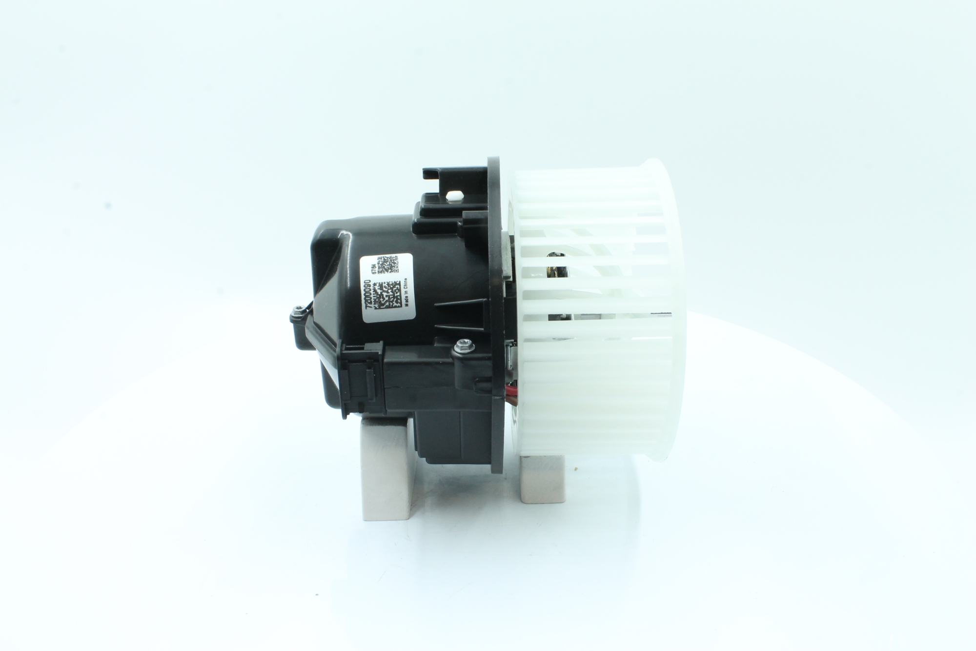 Köp PowerMax Kupéfläkt Produktnummer: 7200090 till det förmånliga priset av 1225,60 kr