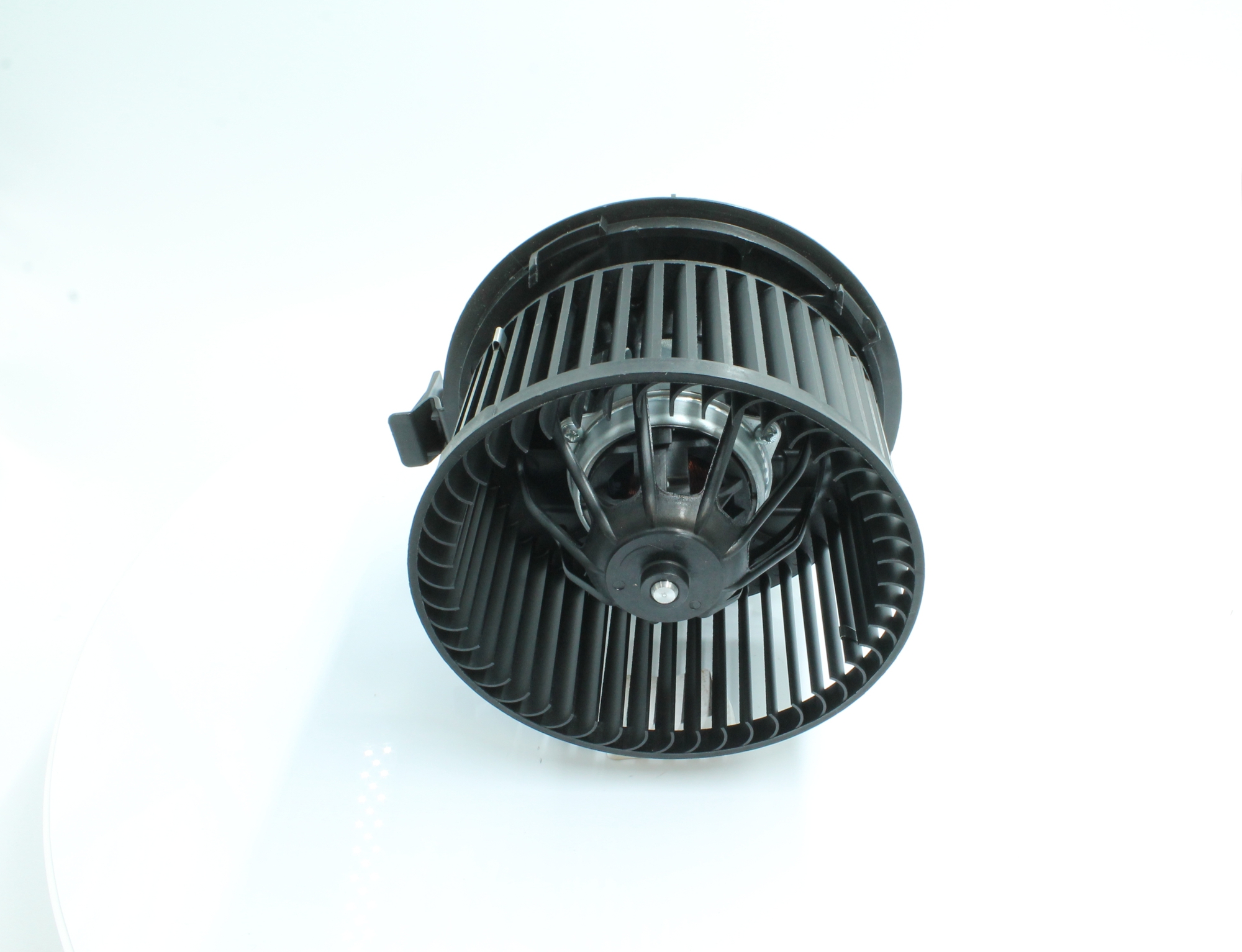 Köp billiga original Kupéfläkt 7200150 jämförbara med 7701056965 OEM nummer på nätet