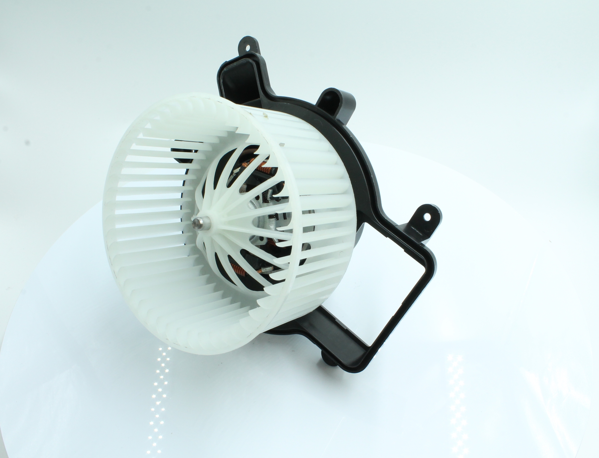 Köp billiga original Kupéfläkt 7200191 jämförbara med 6441CP OEM nummer på nätet