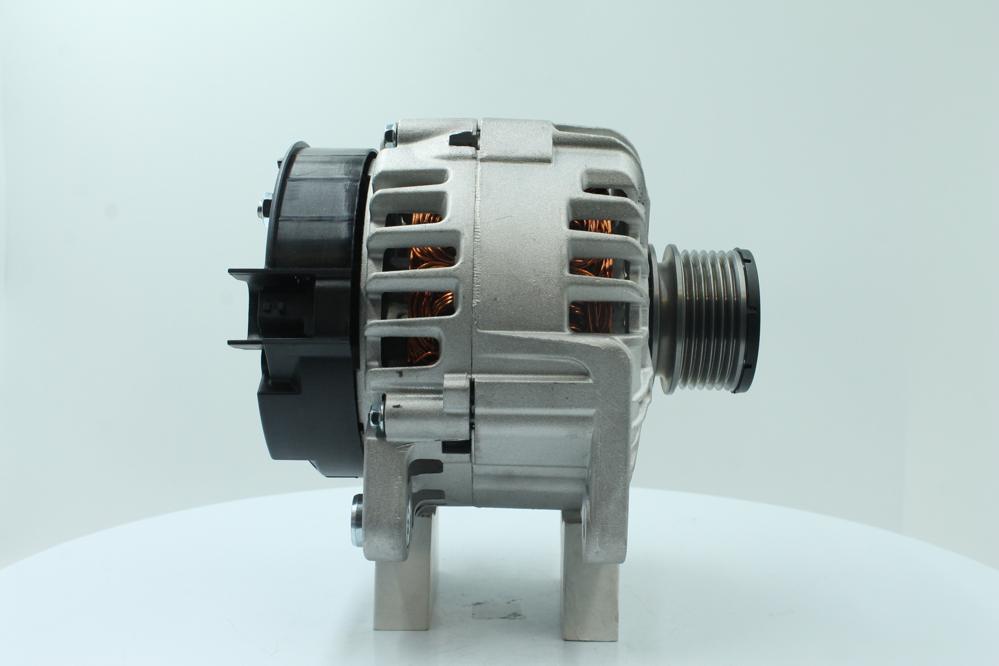 Köp billiga original Generator 89216829 jämförbara med 7711497409 OEM nummer på nätet