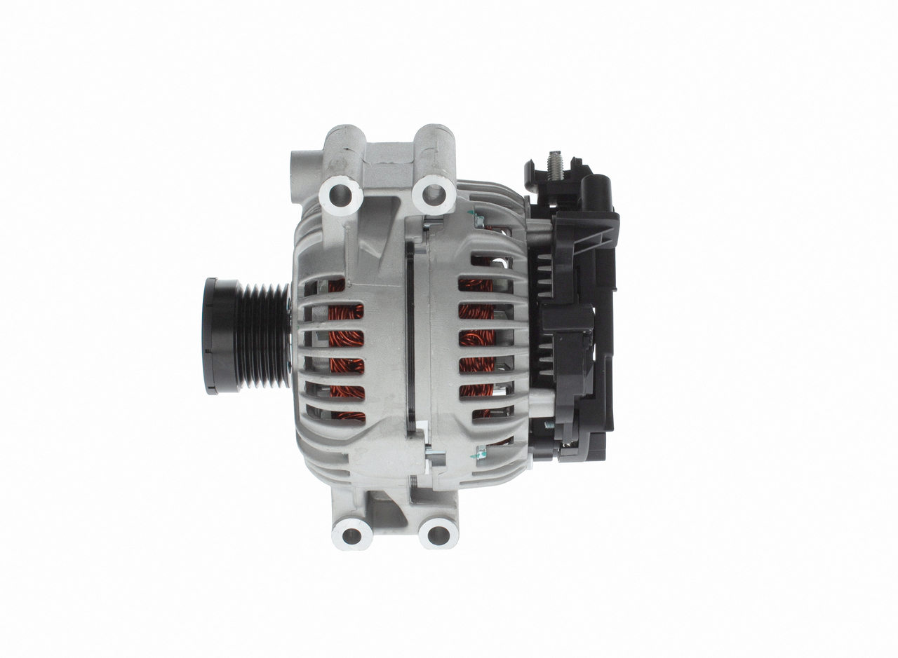Cumpărați online Alternator 1 986 A00 892 original/ă și la un preț mic, compatibil/ă cu nr. OEM 12317521176