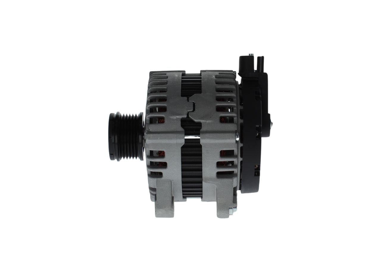Įsigykite BOSCH Kintamosios srovės generatorius Prekės Nr.: 1 986 A00 675 už žemiausią 371,58 € kainą