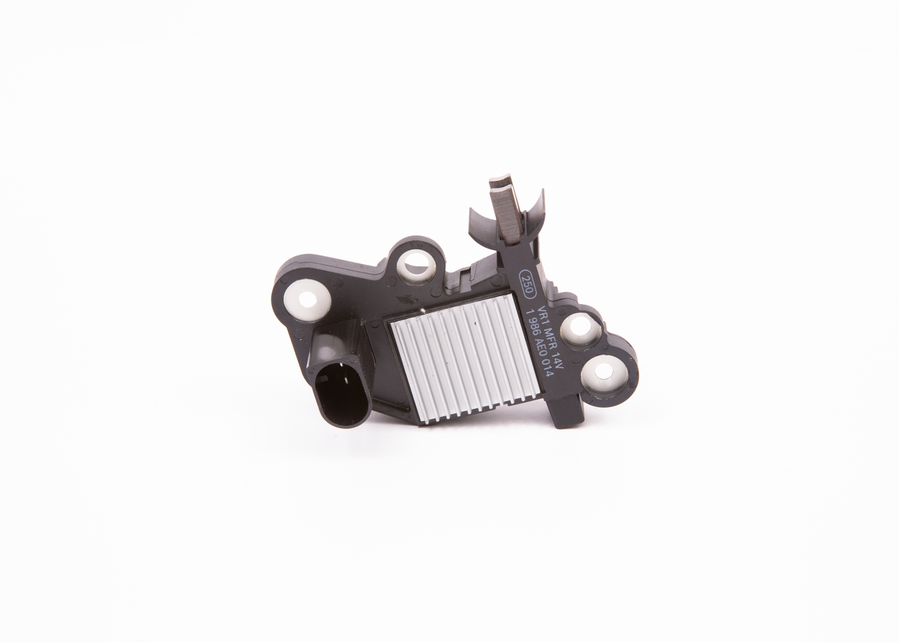 OE Spanningsregelaar SKODA CITIGO 2019 04L903803C, 77368247, AMP0992 van BOSCH