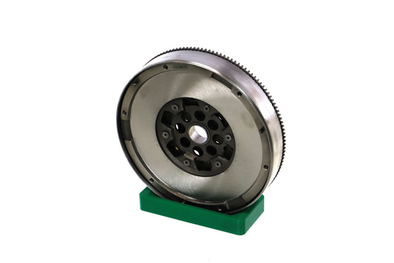 Köp billiga original Svänghjul 009-001-000064R jämförbara med 55578094 OEM nummer på nätet
