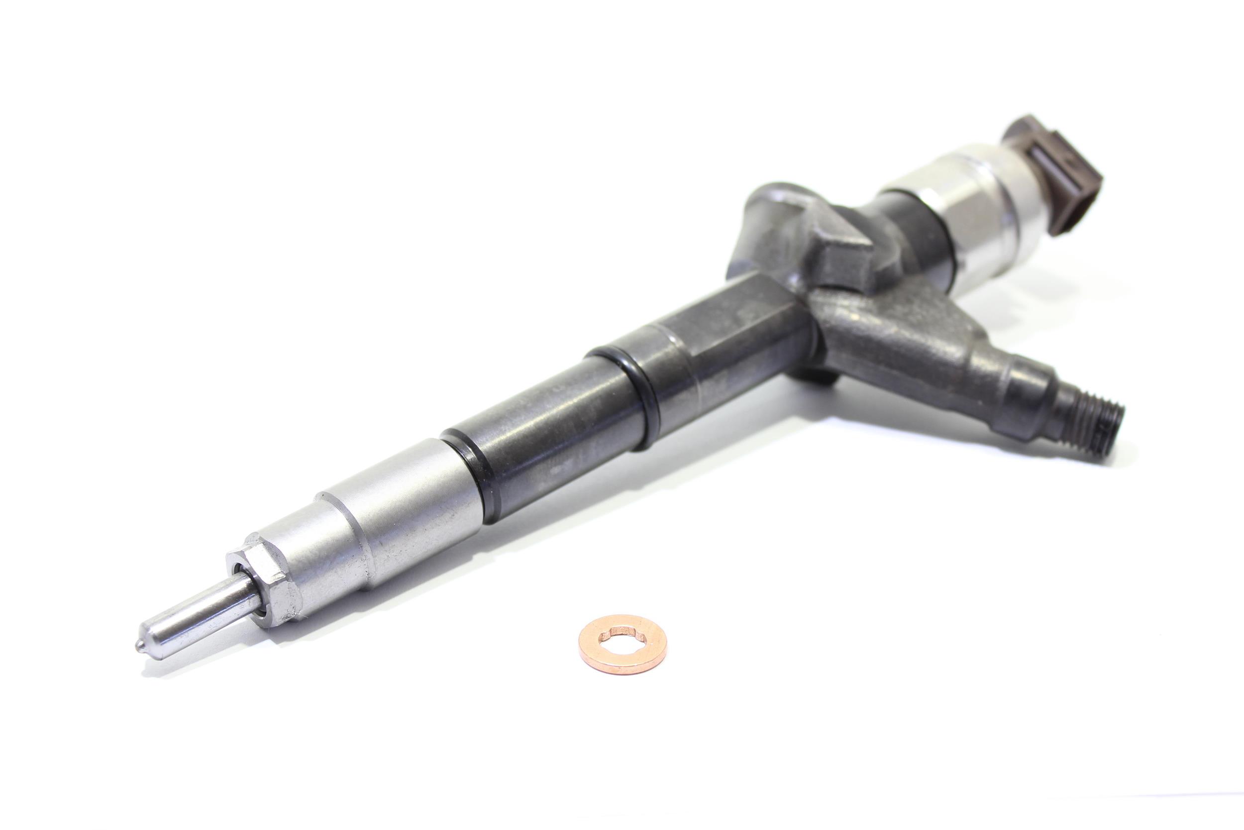 Compre online originais a baixo custo Injector 11970414 comparáveis com os números OEM 16600EB30E